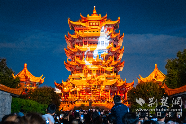 《夜上黃鶴樓》光影秀。.png.png